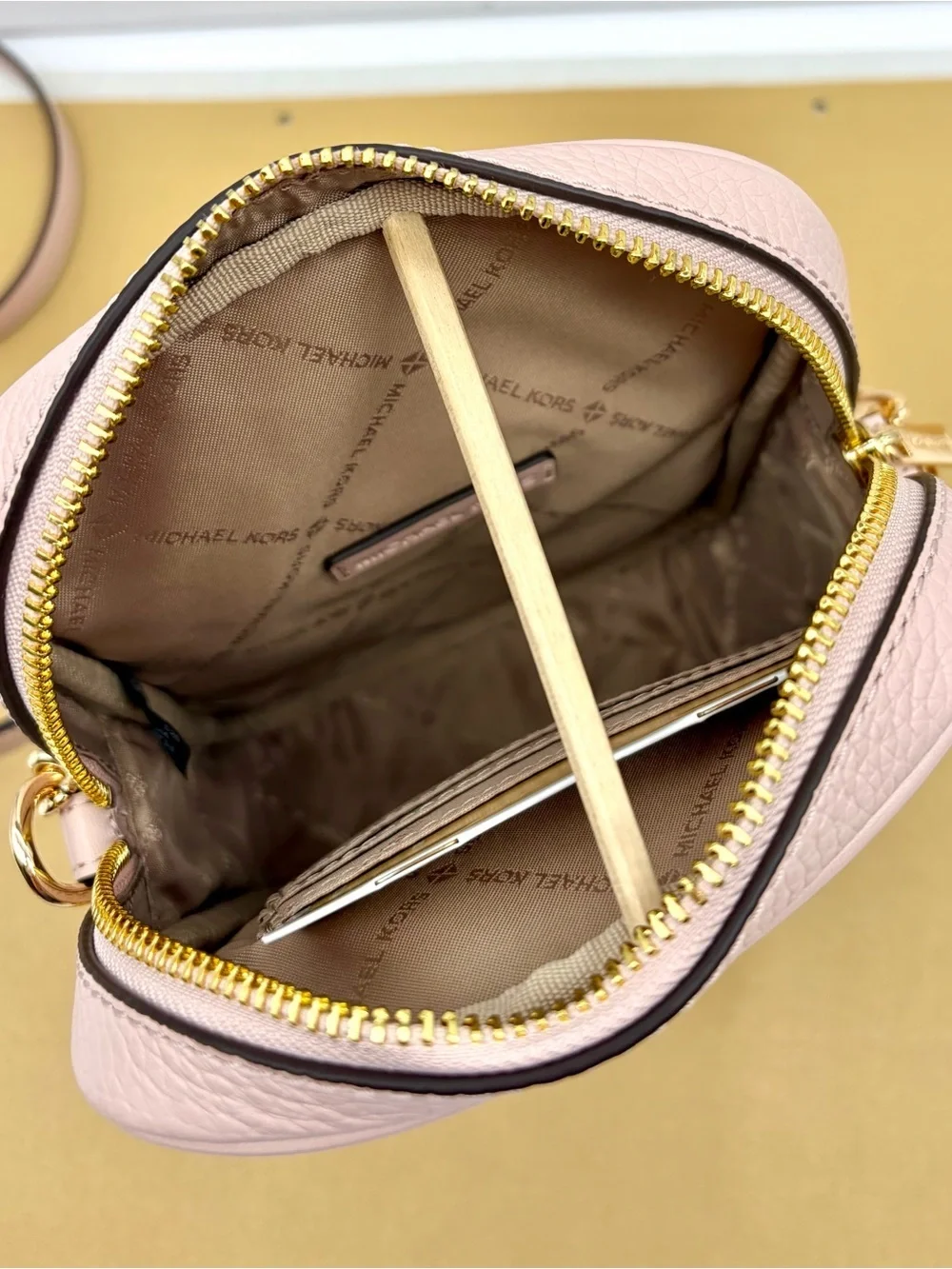 Michael Kors Jet Set Medium Leather Crossbody Bag Powder Blush